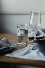 Load image into Gallery viewer, Mountain Range Wine Glass